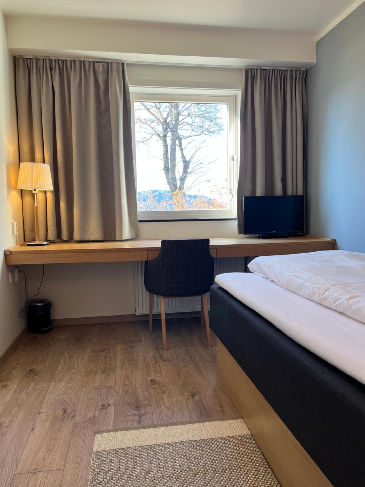 Granavolden Hotel & Gjaestgiveri エクステリア 写真