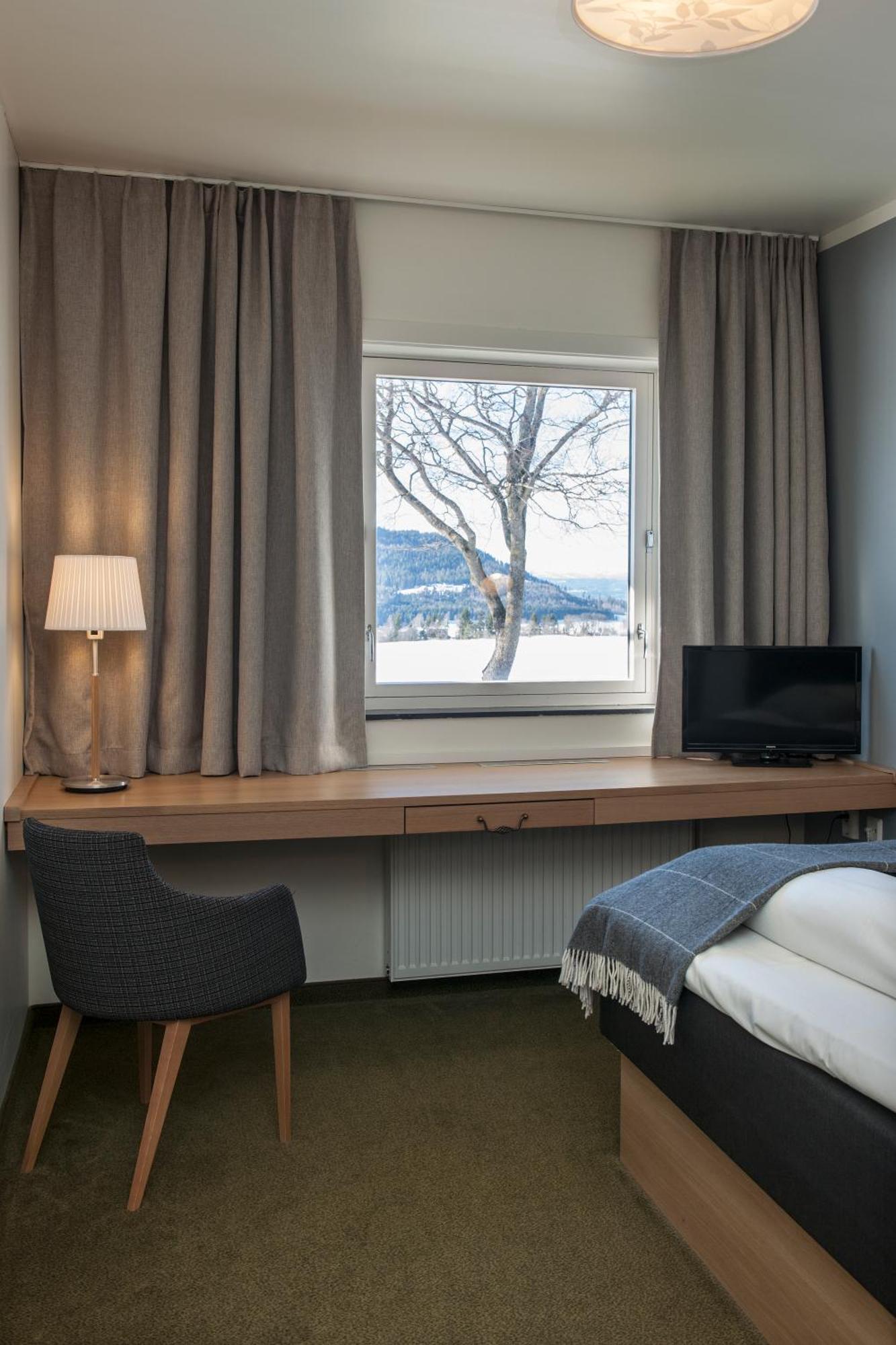 Granavolden Hotel & Gjaestgiveri エクステリア 写真
